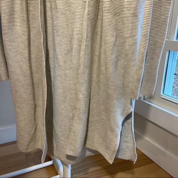 Banana Republic Factory Cardigan, Small - Picture 4 of 5